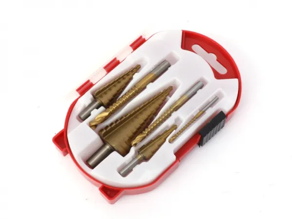 Conjunto de broca escalonada de 6 unidades e broca dente de serra