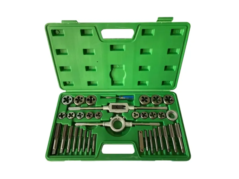 Conjunto métrico de torneira, matriz e broca de 35 unidades