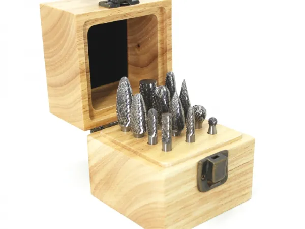 Conjunto de rebarbas de carboneto 12 unidades
